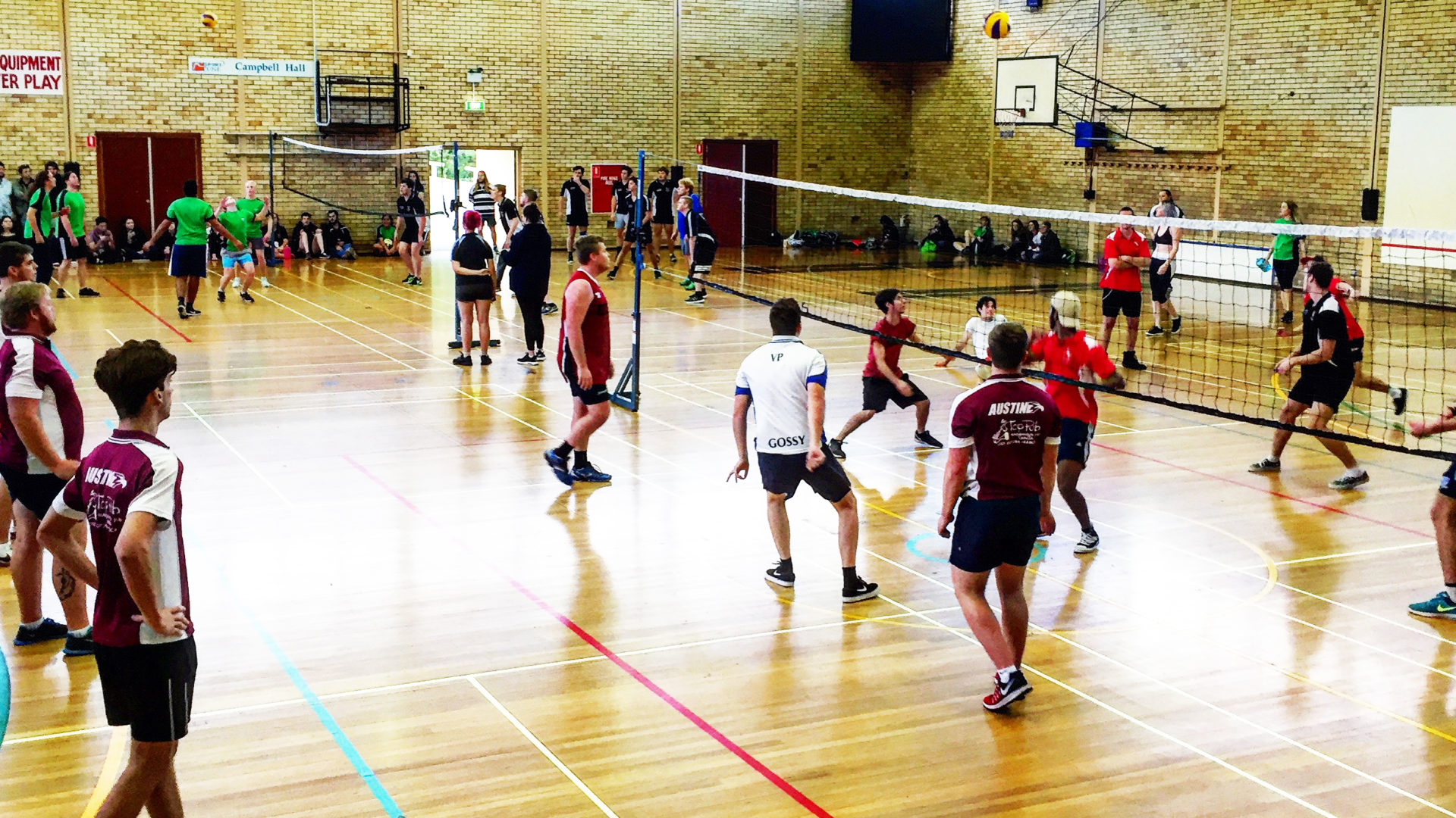 Join our student sporting clubs at UNE! SportUNE